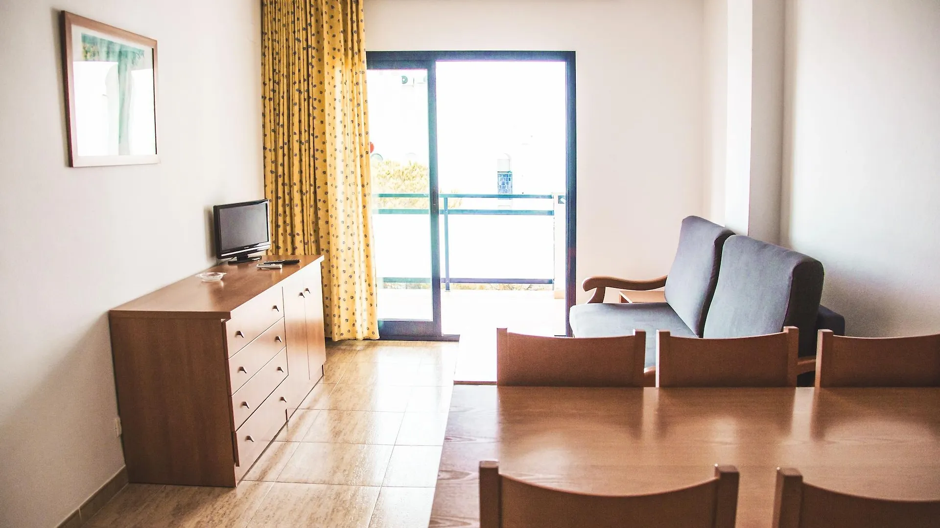 Pins Platja Apartments Cambrils Hiszpania