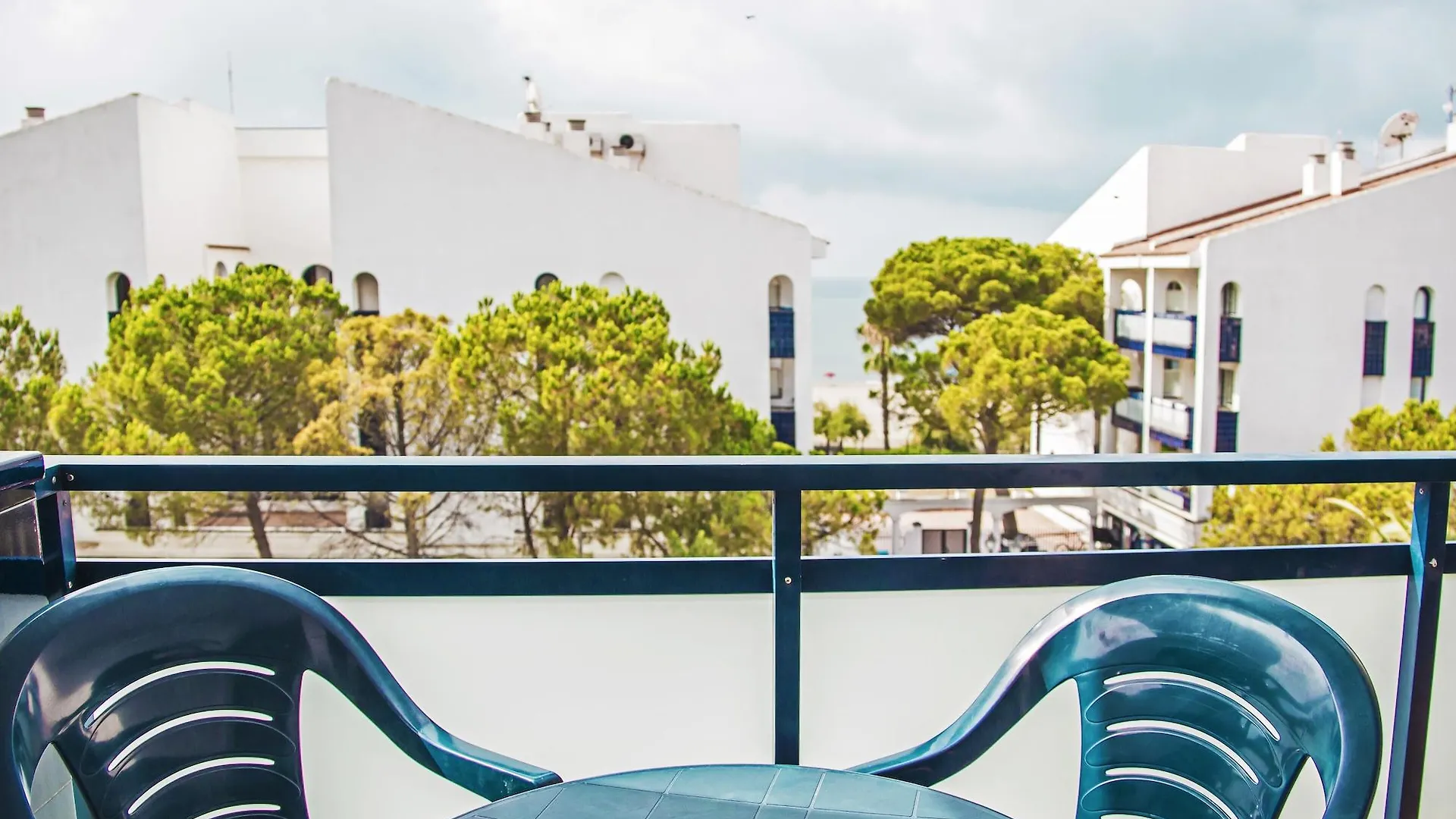 Pins Platja Apartments Cambrils
