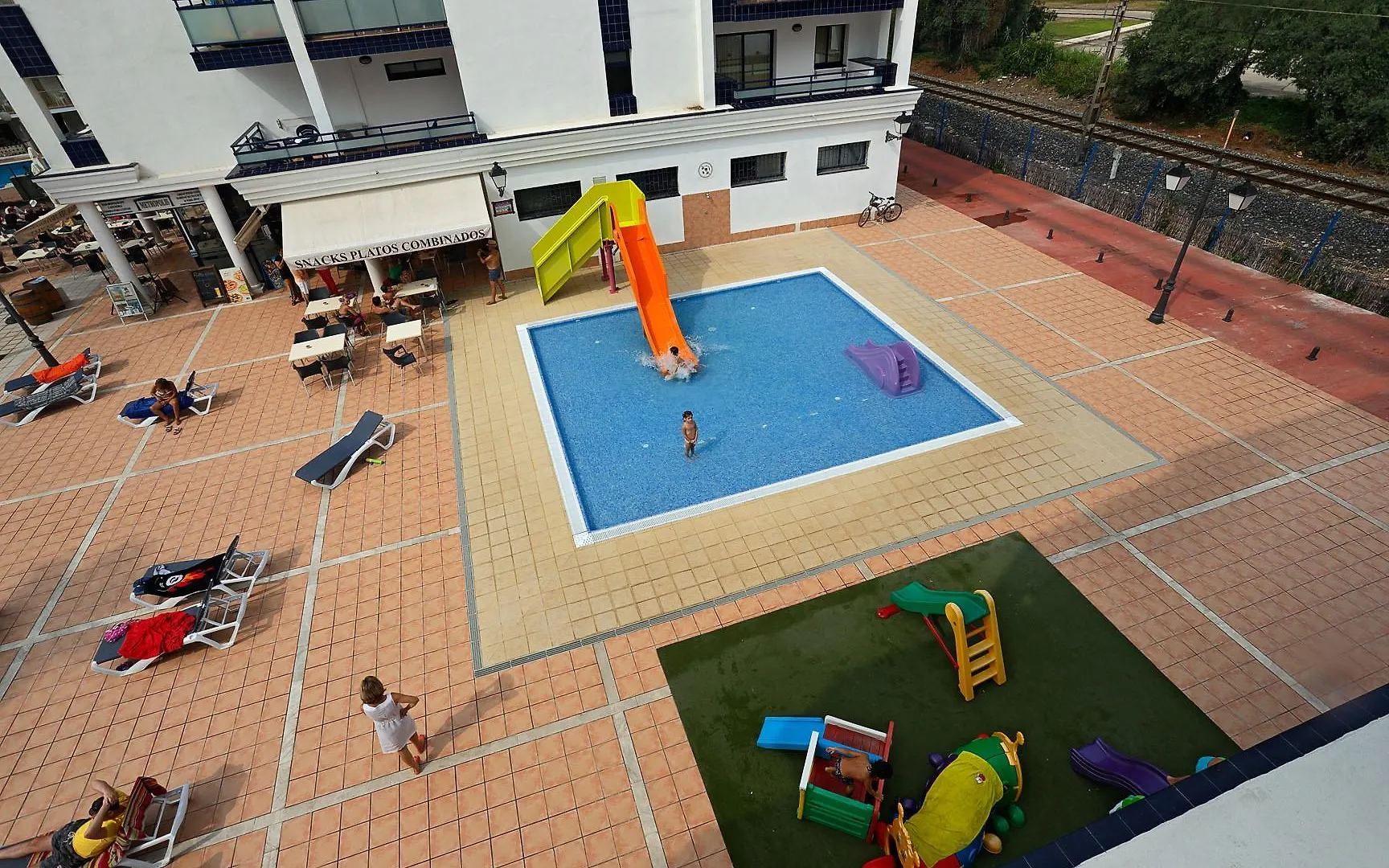Pins Platja Apartments Cambrils