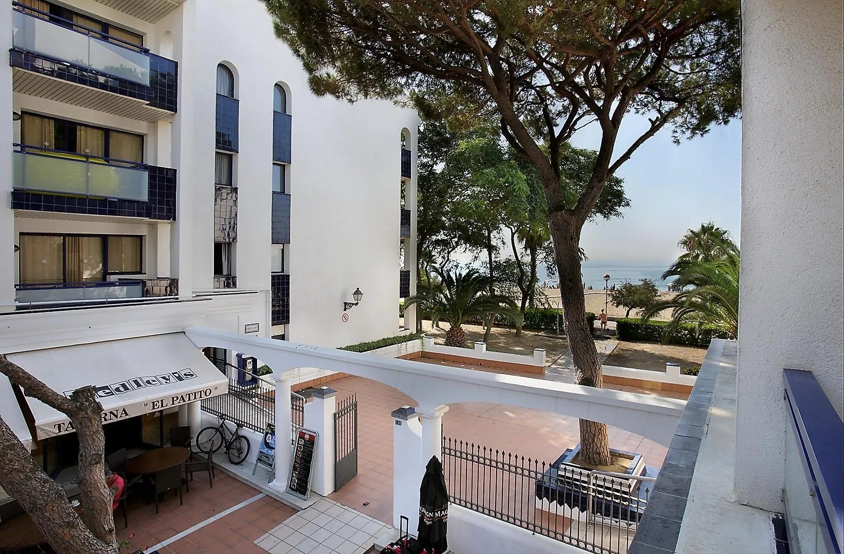 Pins Platja Apartments Cambrils