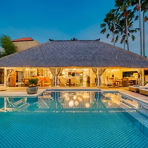 Kalis, 10 Bedroom Family And Group , Seminyak (Bali) Indonesia
