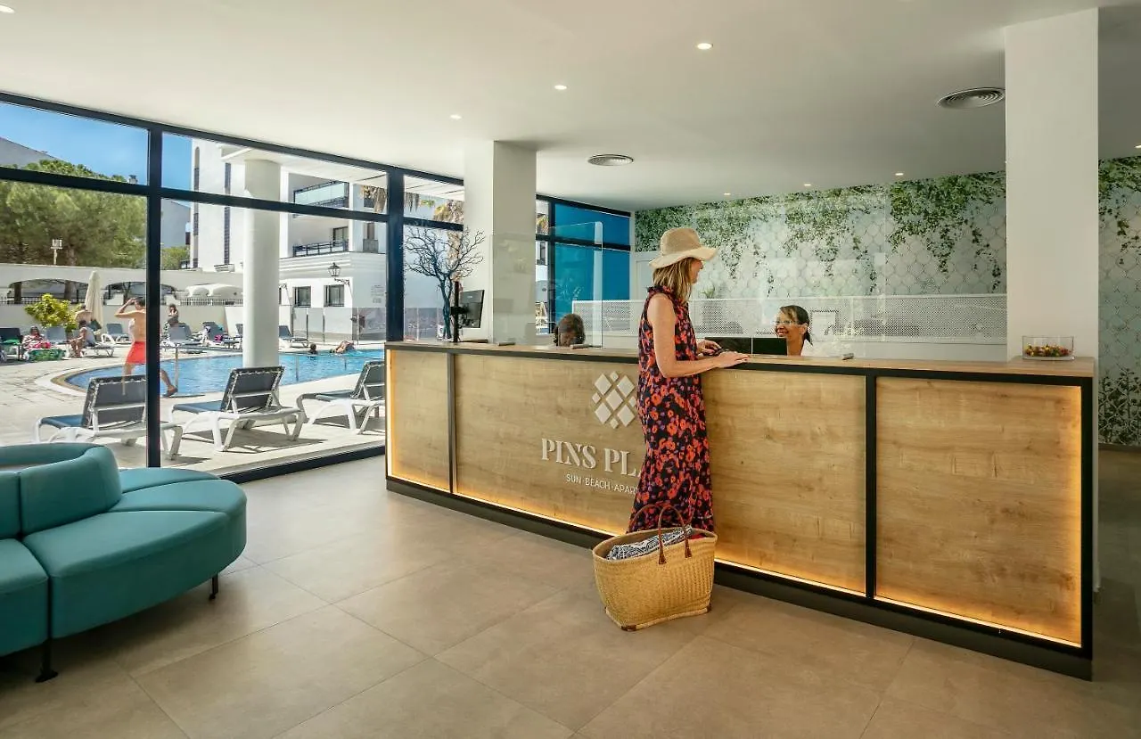 Pins Platja Apartments Cambrils