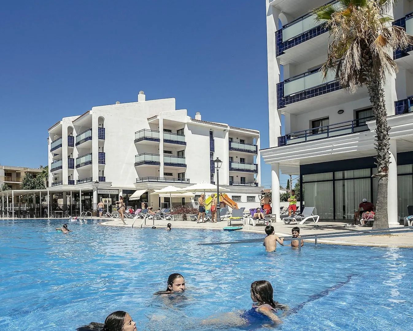 Pins Platja Apartments Cambrils