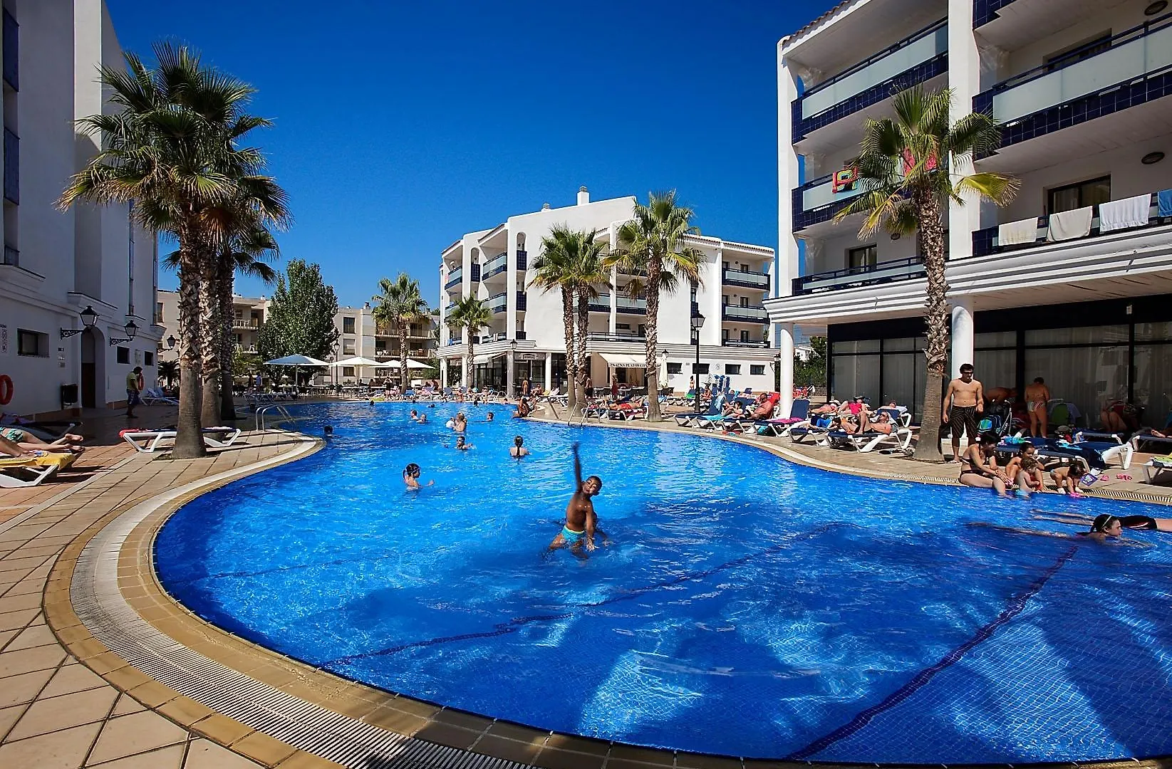 Pins Platja Apartments Cambrils