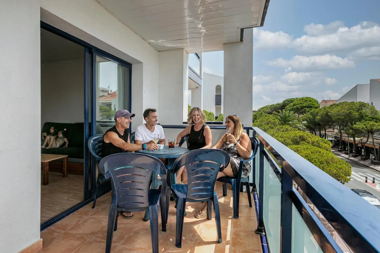 Pins Platja Apartments Cambrils Hiszpania